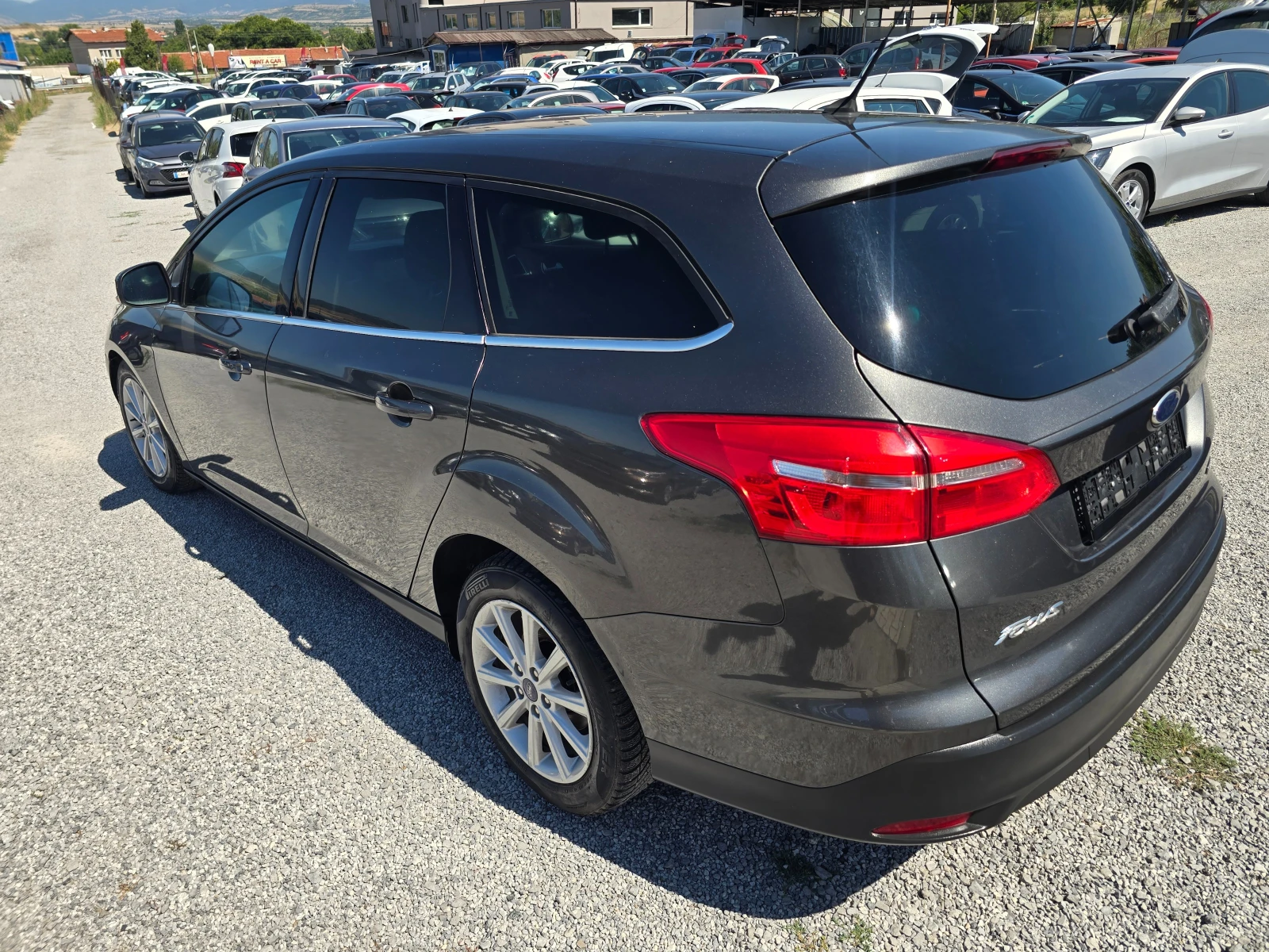 Ford Focus 1.0i-125-TITANIUM, снимка 7 - Автомобили и джипове - 55476879