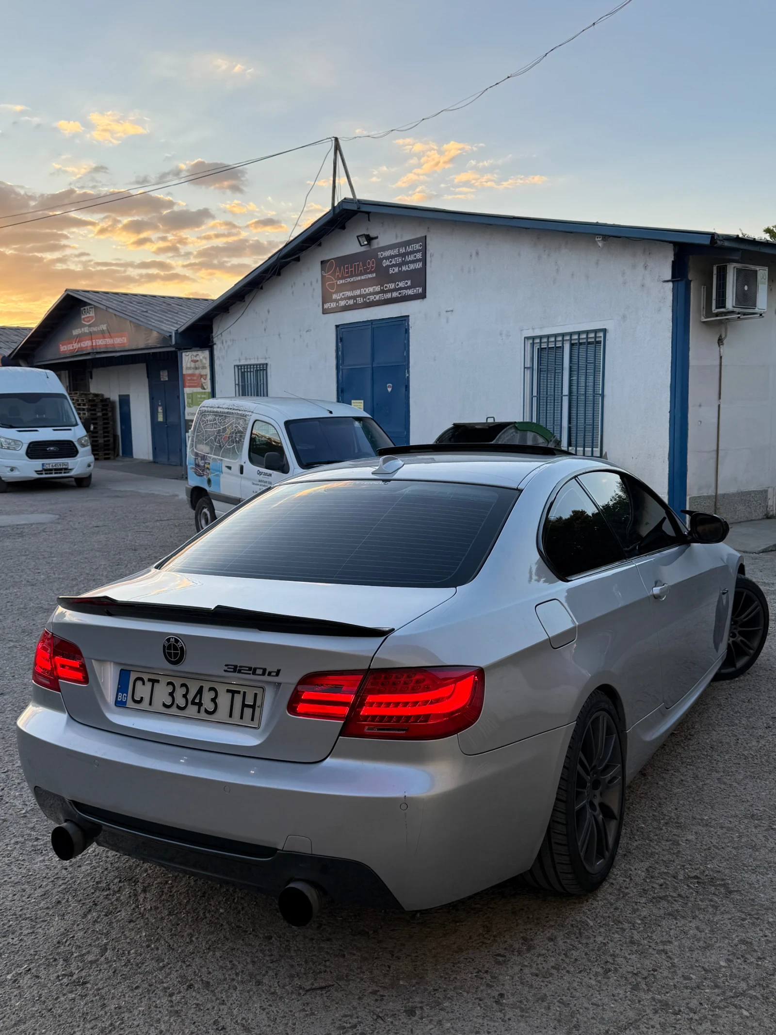 BMW 335, снимка 4 - Автомобили и джипове - 56316432