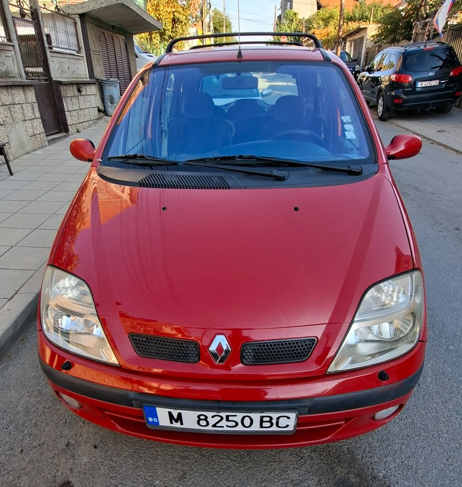 Renault Scenic 1.9 DTI, снимка 2 - Автомобили и джипове - 56334493