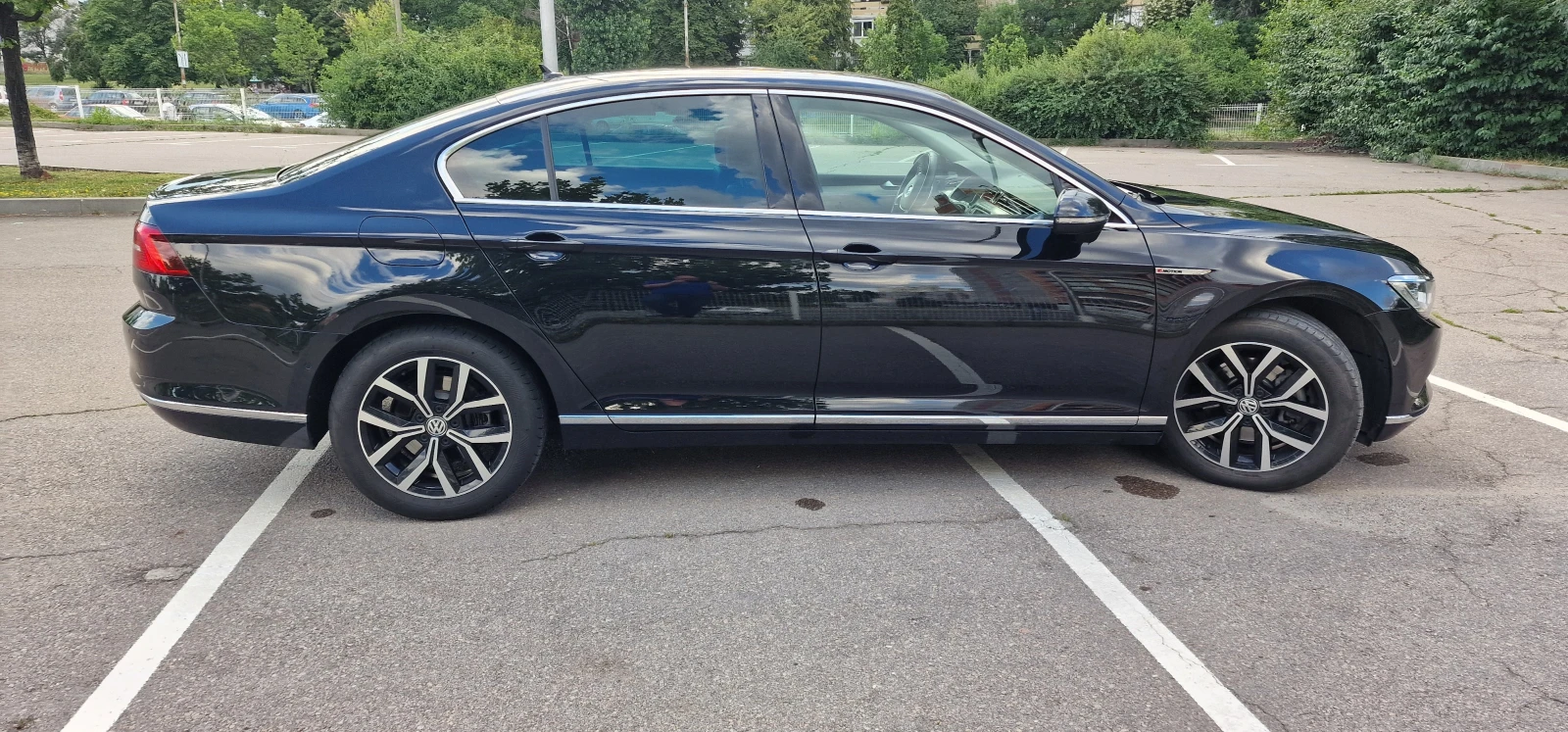 VW Passat, снимка 4 - Автомобили и джипове - 56554350