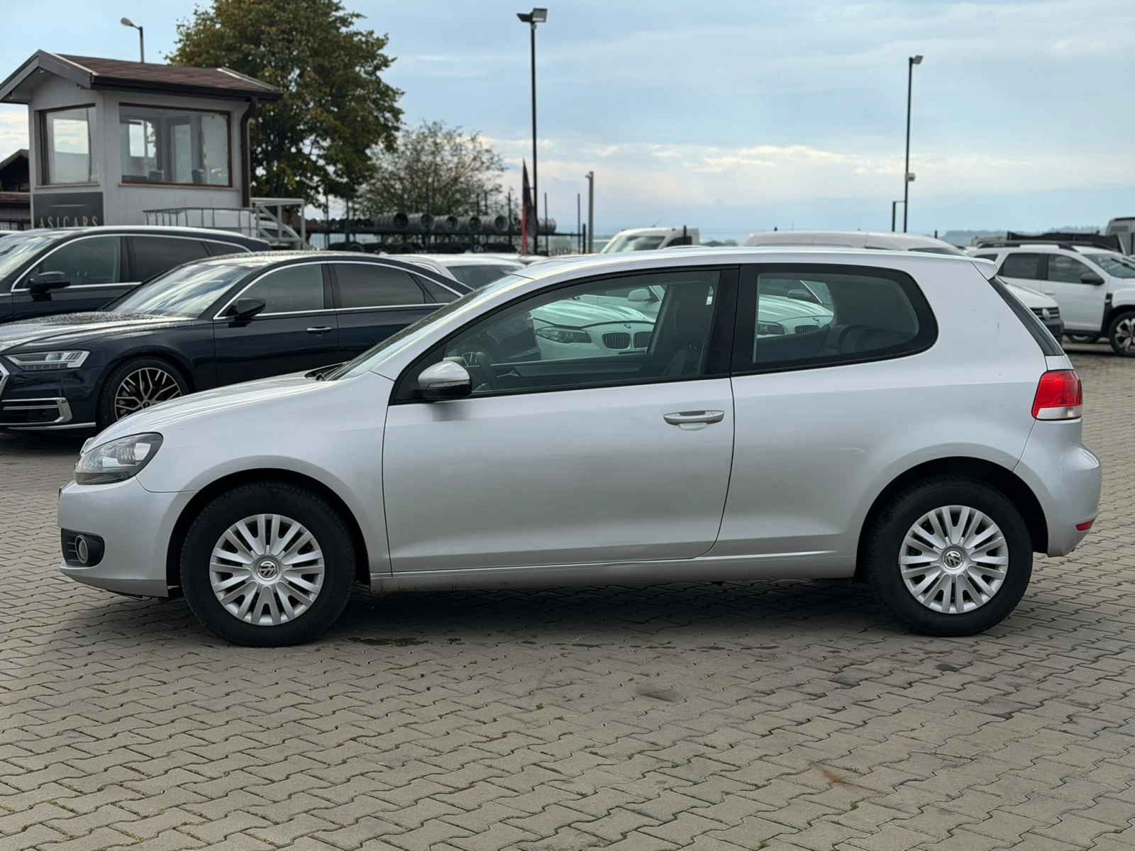 VW Golf / 2.0TDI / 110HP / EURO 5 /, снимка 2 - Автомобили и джипове - 56614839