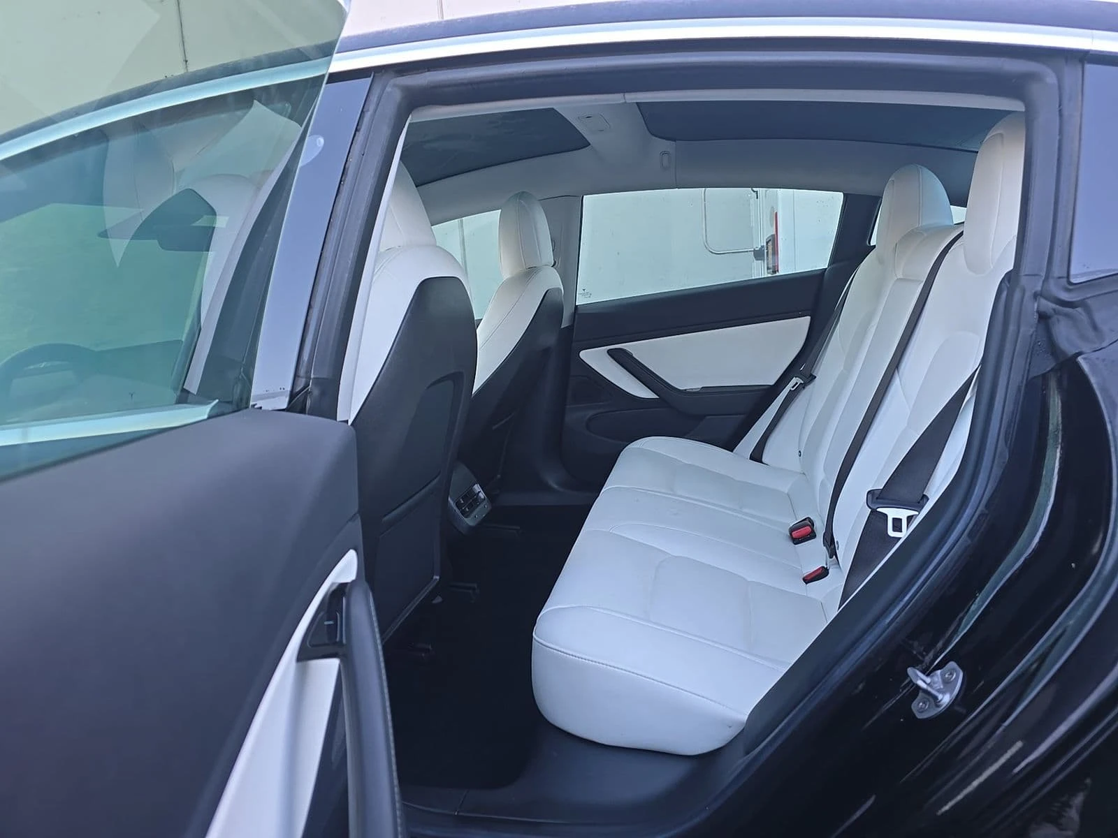 Tesla Model 3 LONG RANGE/ПОДГРЕВ/, снимка 10 - Автомобили и джипове - 56645858