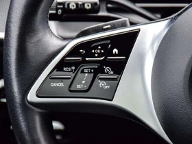 Mercedes-Benz GLC * PREM PKG / PREM PLUS PKG / HEADS UP DISPLAY / * , снимка 17