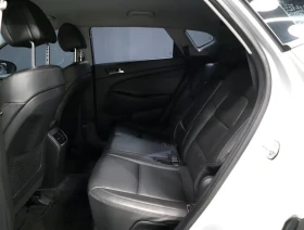 Hyundai Tucson 2.0 4WD MODERN, снимка 9