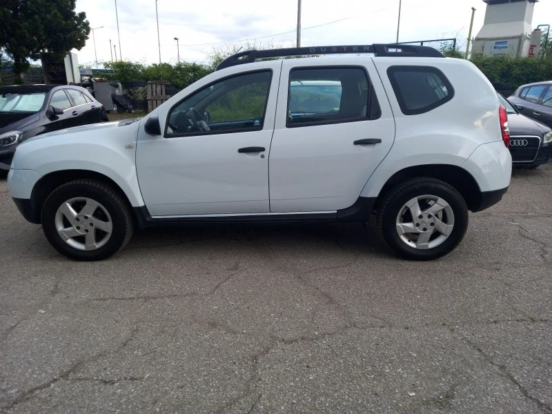 Dacia Duster 1.6i 105k.c.4x4, кожа, снимка 3 - Автомобили и джипове - 45734870