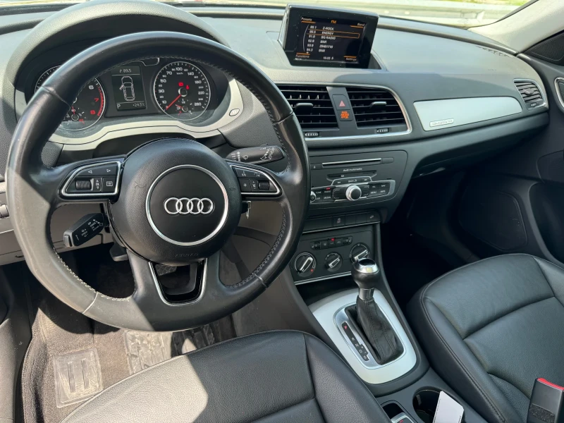 Audi Q3, снимка 15 - Автомобили и джипове - 47327629