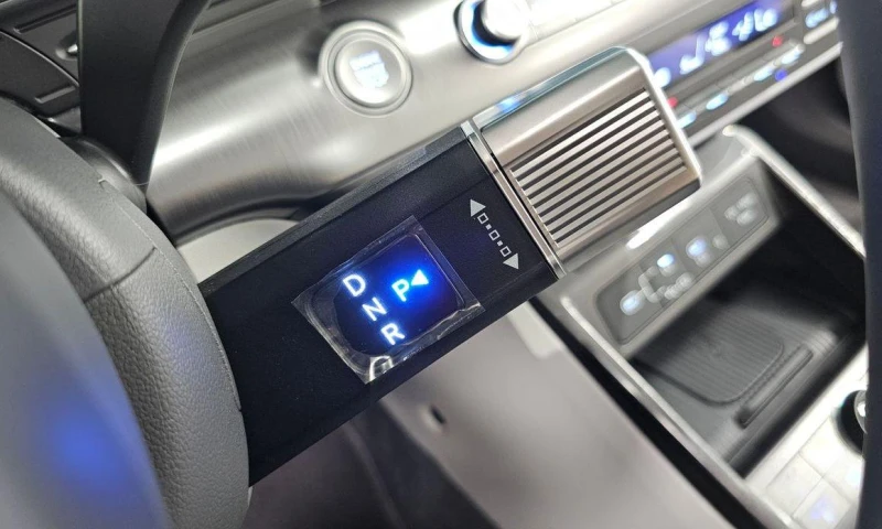 Hyundai Kona Gasoline 1.6 Turbo 2WD Inspiration, снимка 9 - Автомобили и джипове - 52114373