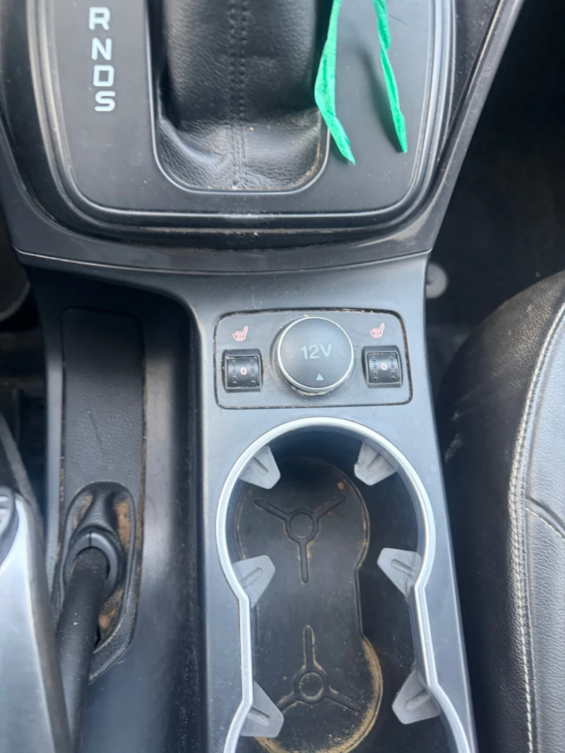 Ford Kuga 2.0Disel 4x4 Teglich Podgrev Kamera , снимка 11 - Автомобили и джипове - 53541575