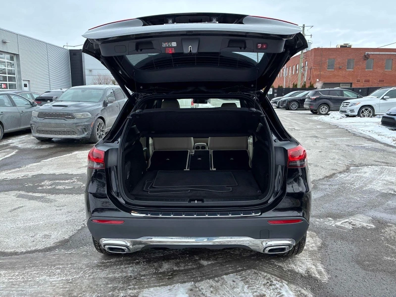 Mercedes-Benz GLA 250 С РЕГИСТРАЦИЯ & АВТО КРЕДИТ, снимка 6 - Автомобили и джипове - 53574235