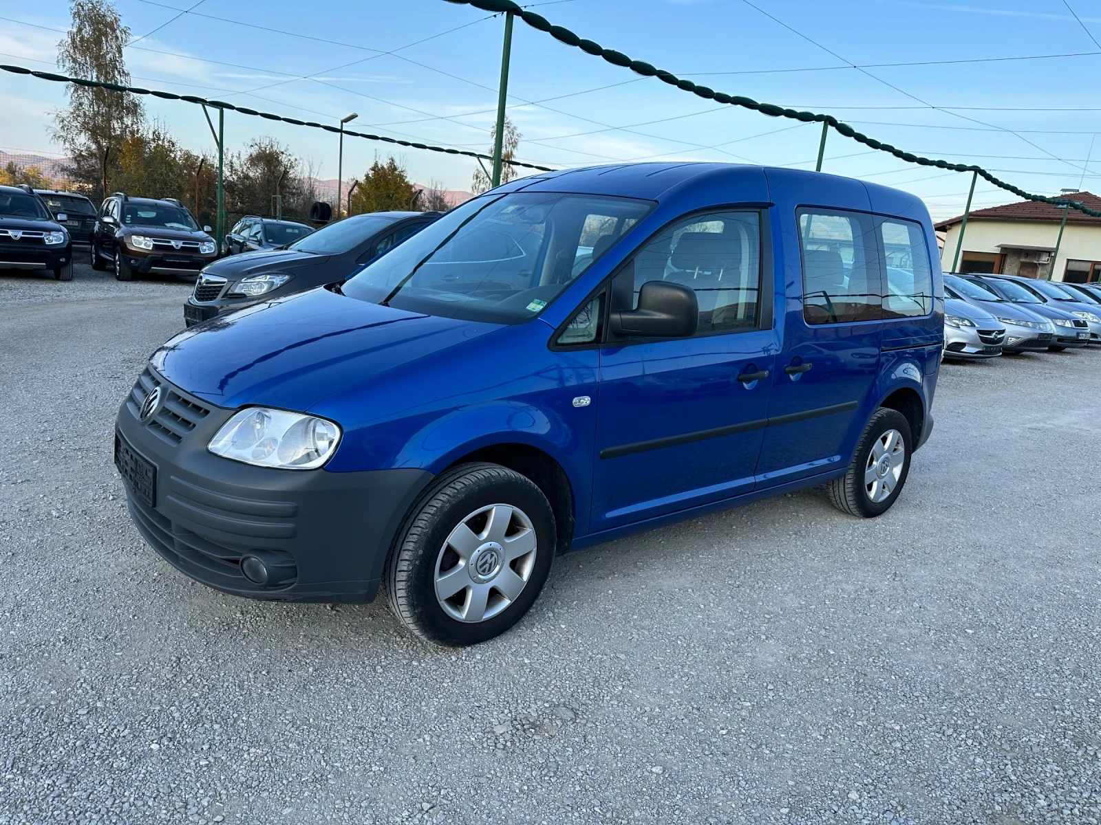 VW Caddy 1.6 I LIFE 102kc - изображение 2