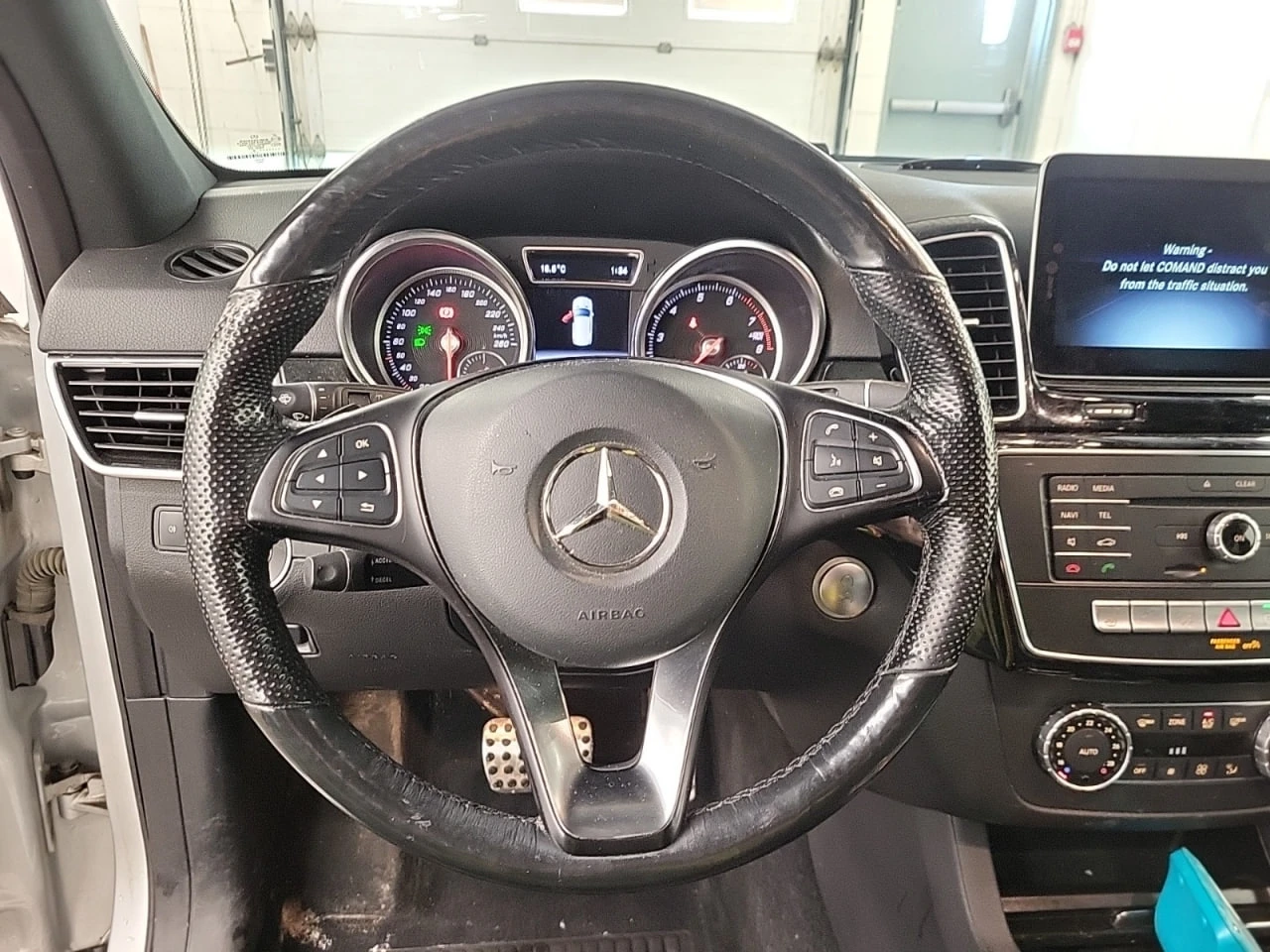 Mercedes-Benz GLE 400 * CARFAX * АВТО КРЕДИТ * ЦЕНА ДО БГ! - изображение 10
