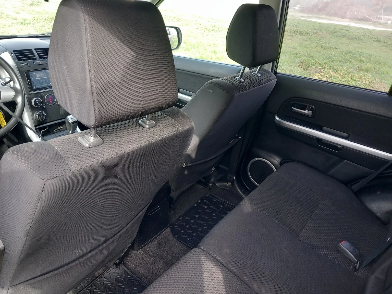 Suzuki Grand vitara 2.0 Бензин  - изображение 9