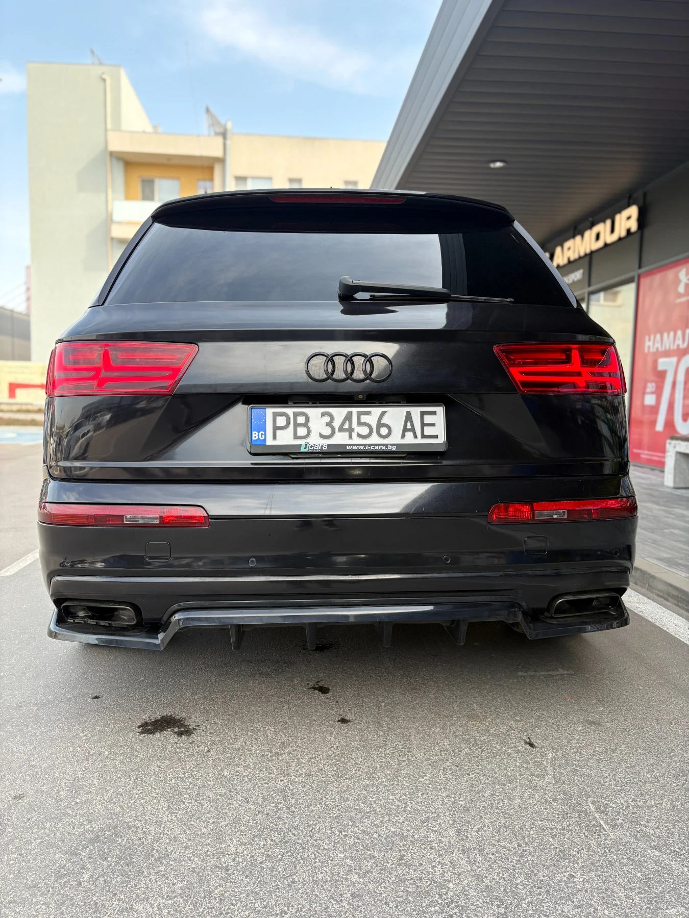 Audi Q7 3.0 Бензин  Уникат , снимка 4 - Автомобили и джипове - 53708146
