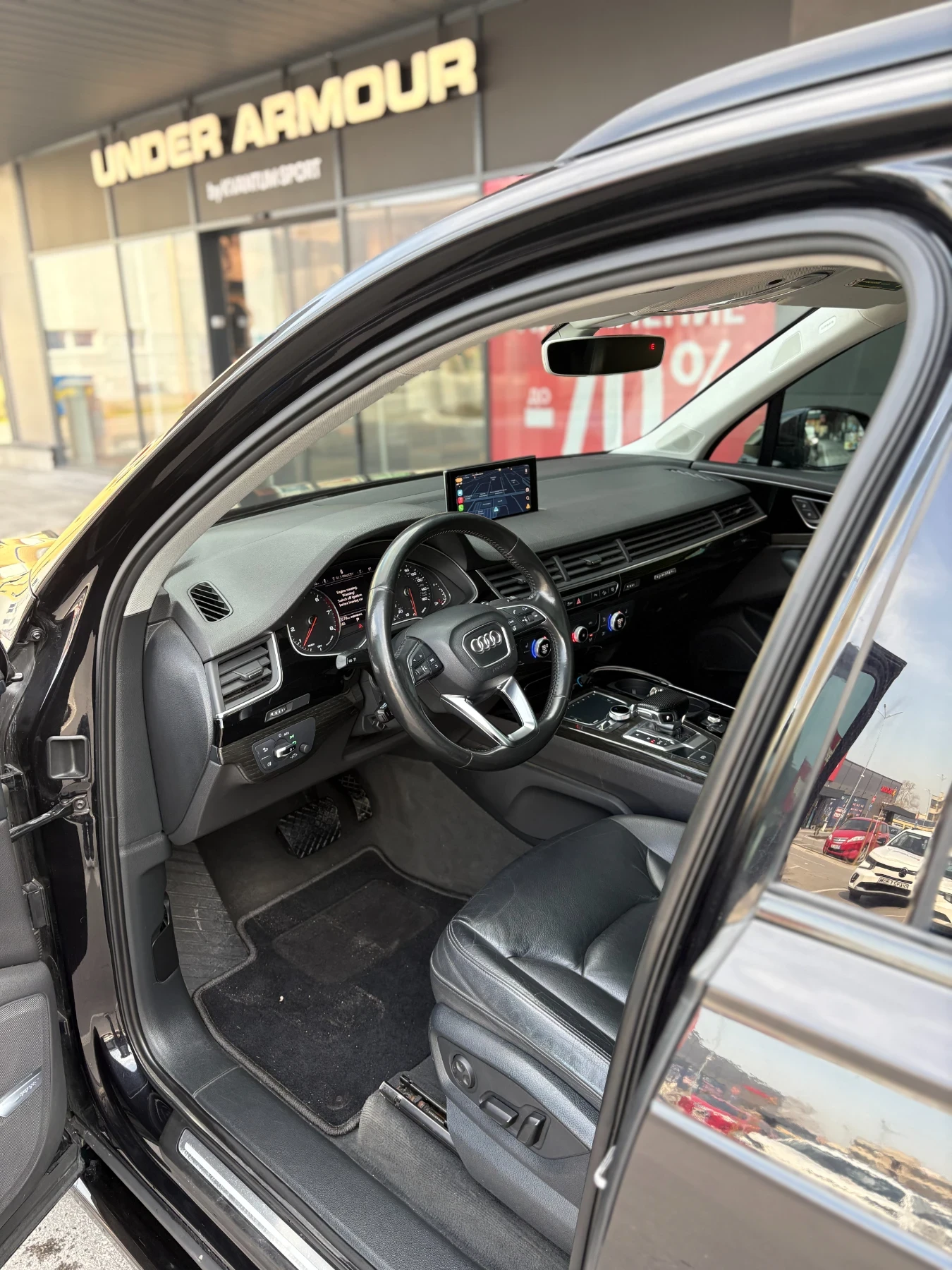 Audi Q7 3.0 Бензин  Уникат , снимка 15 - Автомобили и джипове - 53708146