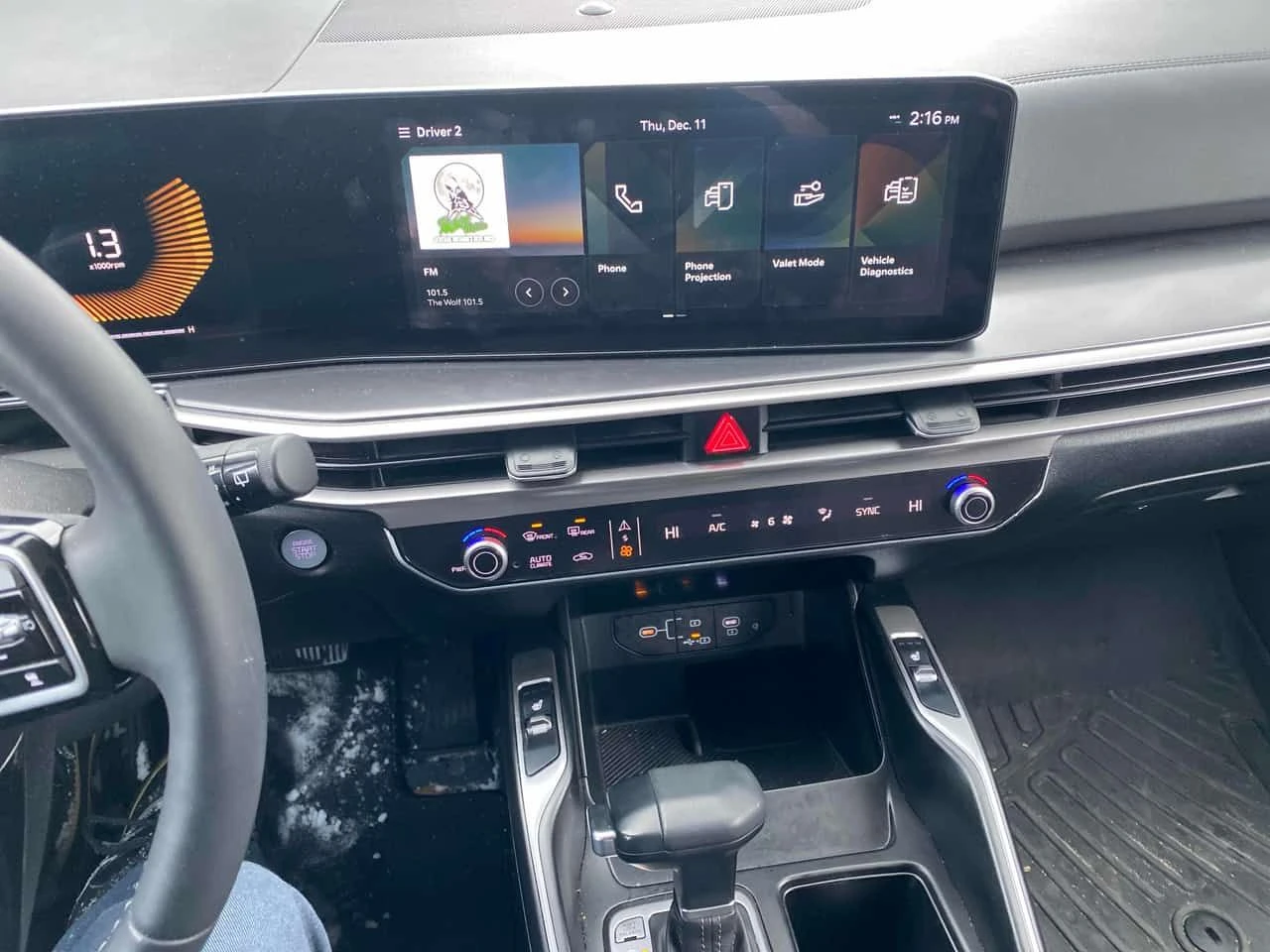 Kia Sorento * AWD * CARFAX * ПОДГРЕВИ * КАМЕРА, снимка 9 - Автомобили и джипове - 53946895