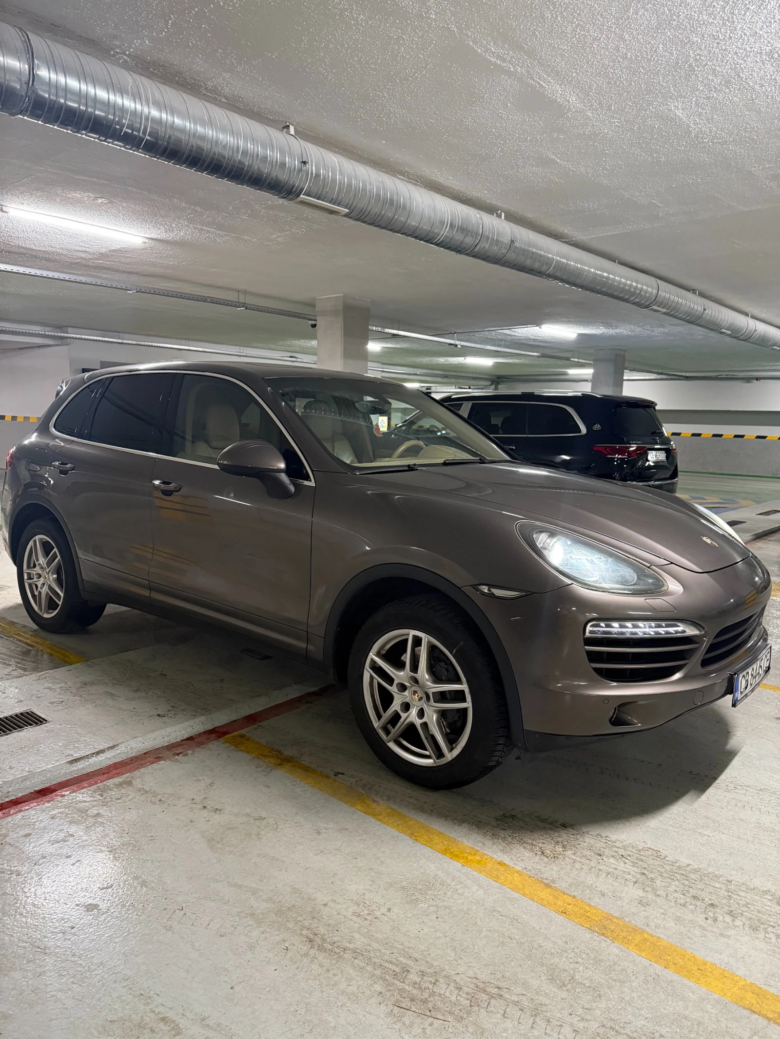Porsche Cayenne, снимка 3 - Автомобили и джипове - 54336452