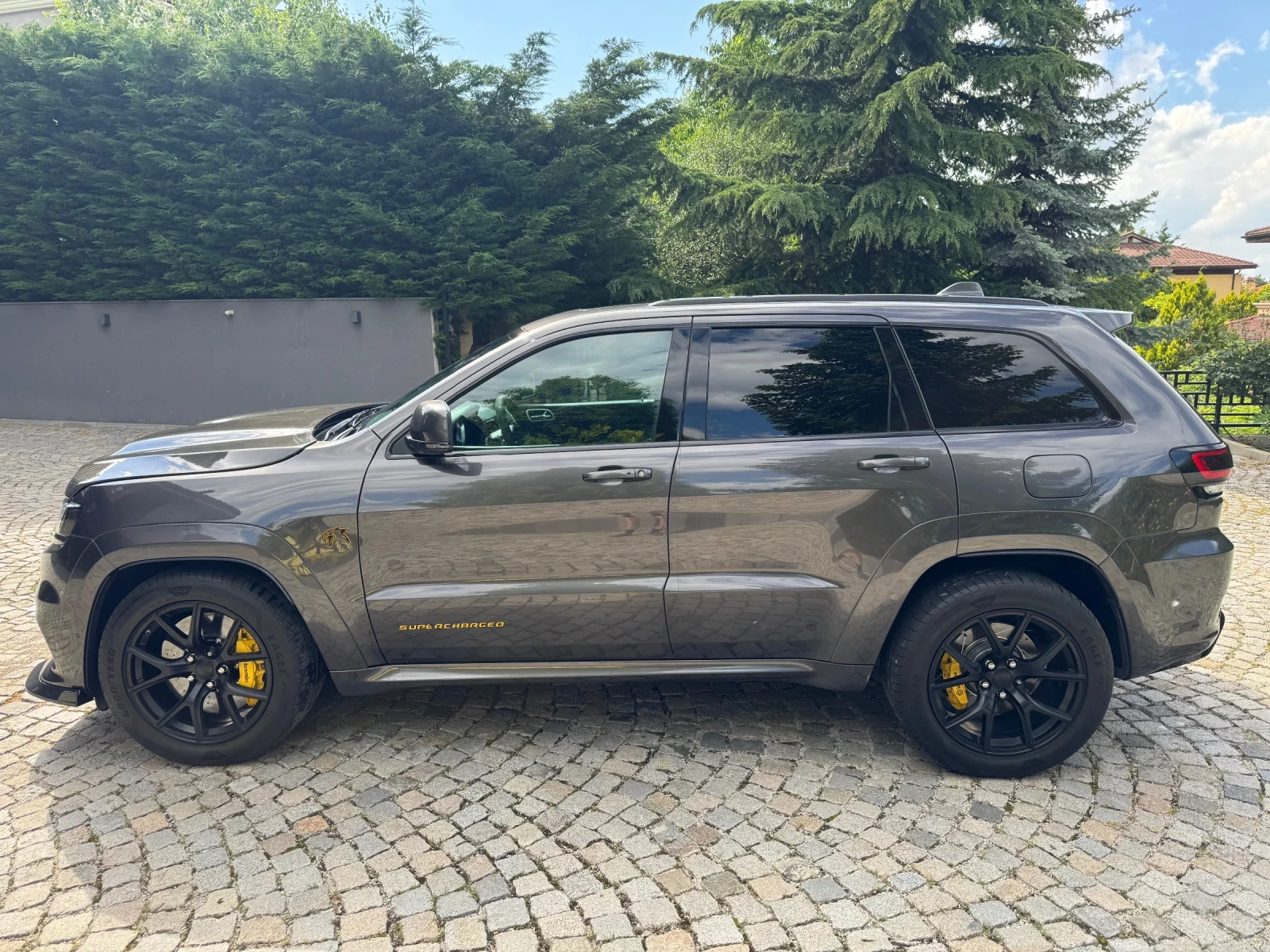 Jeep Grand cherokee Trackhawk, снимка 2 - Автомобили и джипове - 54919251