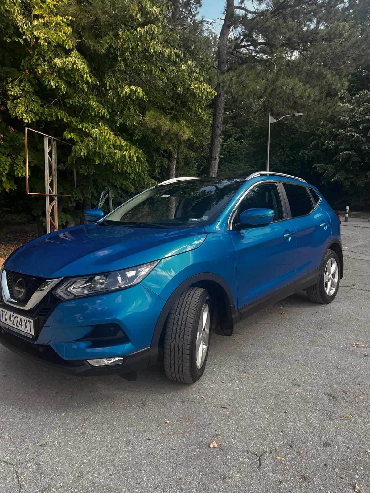 Nissan Qashqai, снимка 6 - Автомобили и джипове - 55949385