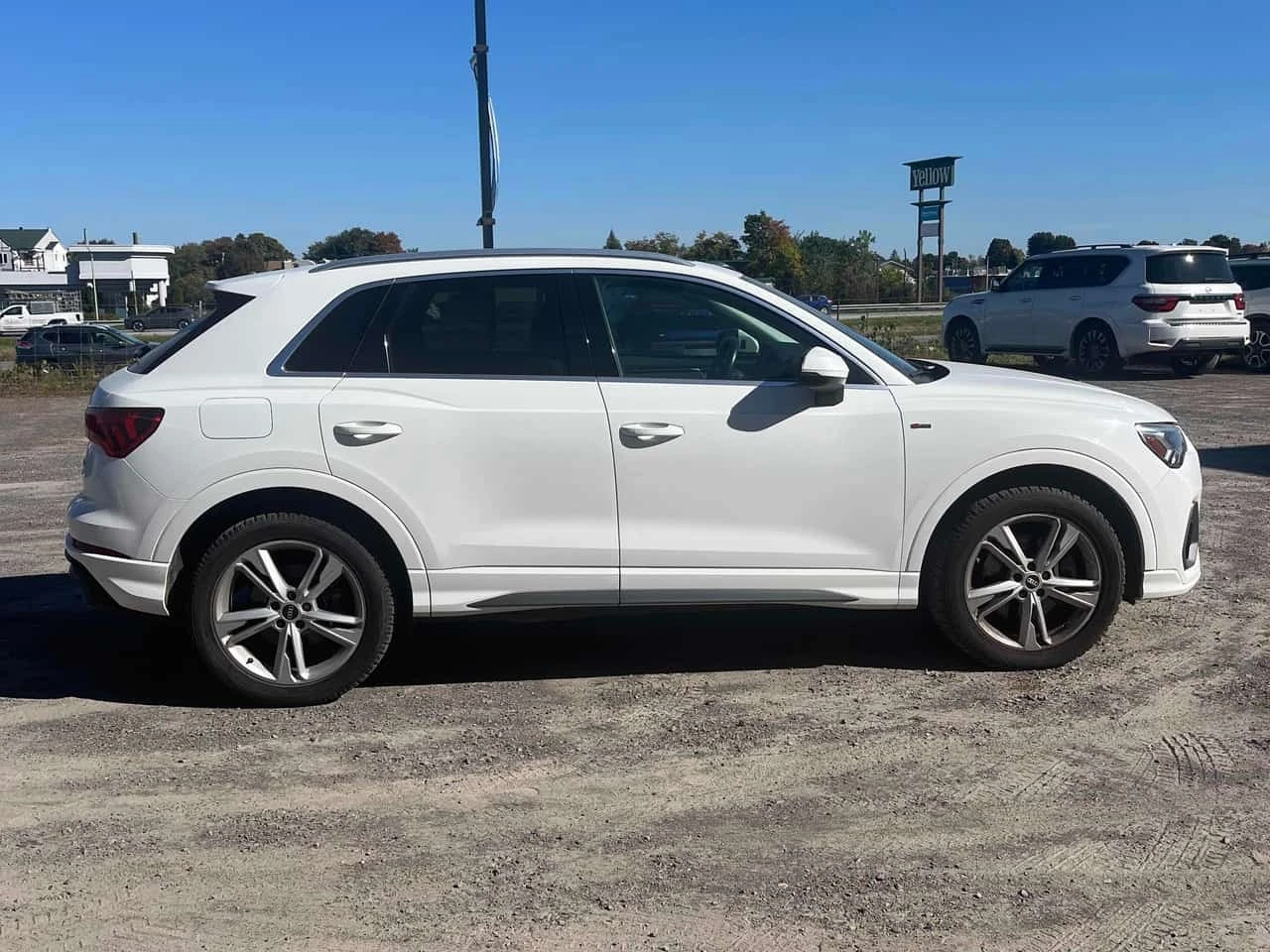 Audi Q3 / ОТ ПРЕДСТАВИТЕЛСТВО / АВТОКРЕДИТ, снимка 3 - Автомобили и джипове - 56228476