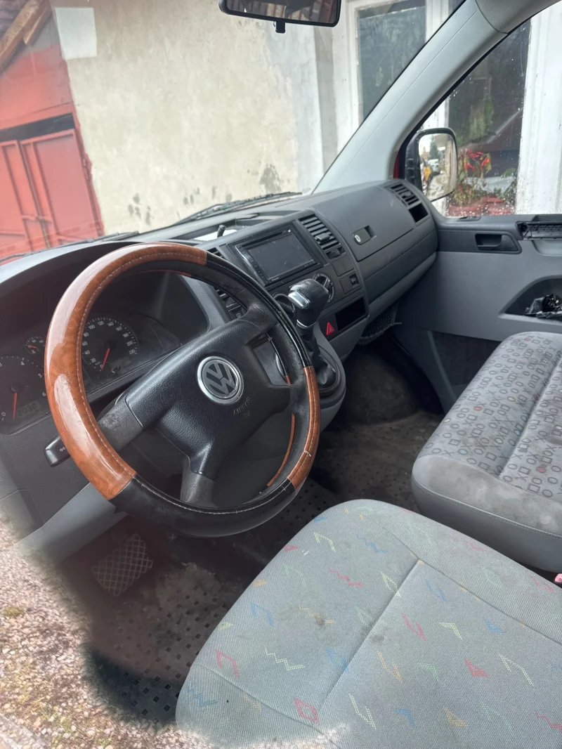 VW T5, снимка 5 - Бусове и автобуси - 48154819