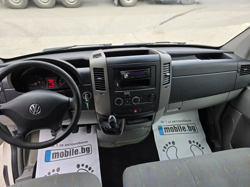 VW Crafter 2.5 TDI, снимка 9 - Бусове и автобуси - 49104102