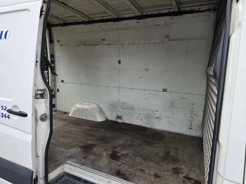 VW Crafter 2.5 TDI, снимка 14 - Бусове и автобуси - 49428862