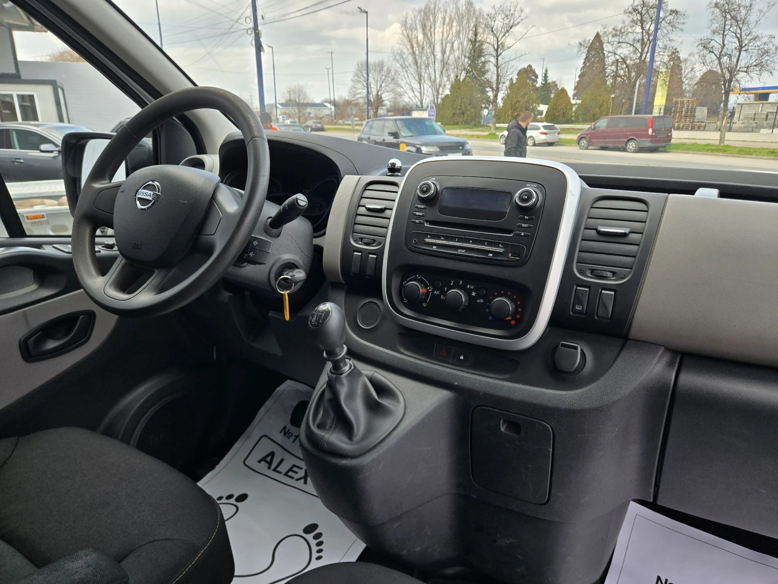 Nissan NV300 1, 6 дизел - изображение 7