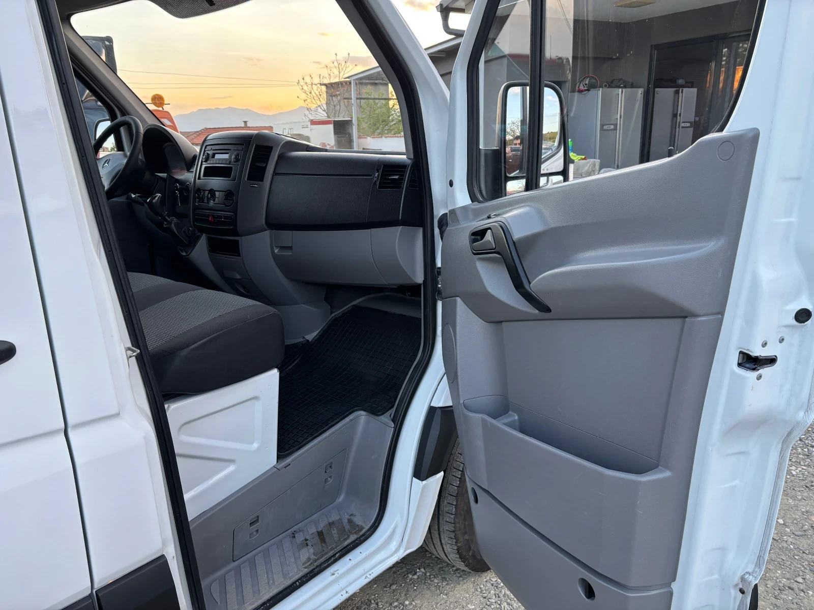 Mercedes-Benz Sprinter 313CDI MAXI EURO5, снимка 11 - Бусове и автобуси - 54346506