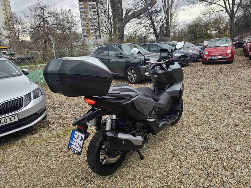 Honda X-ADV 350сс , 2024г, 6 хил.км, снимка 4 - Мотоциклети и мототехника - 52577824