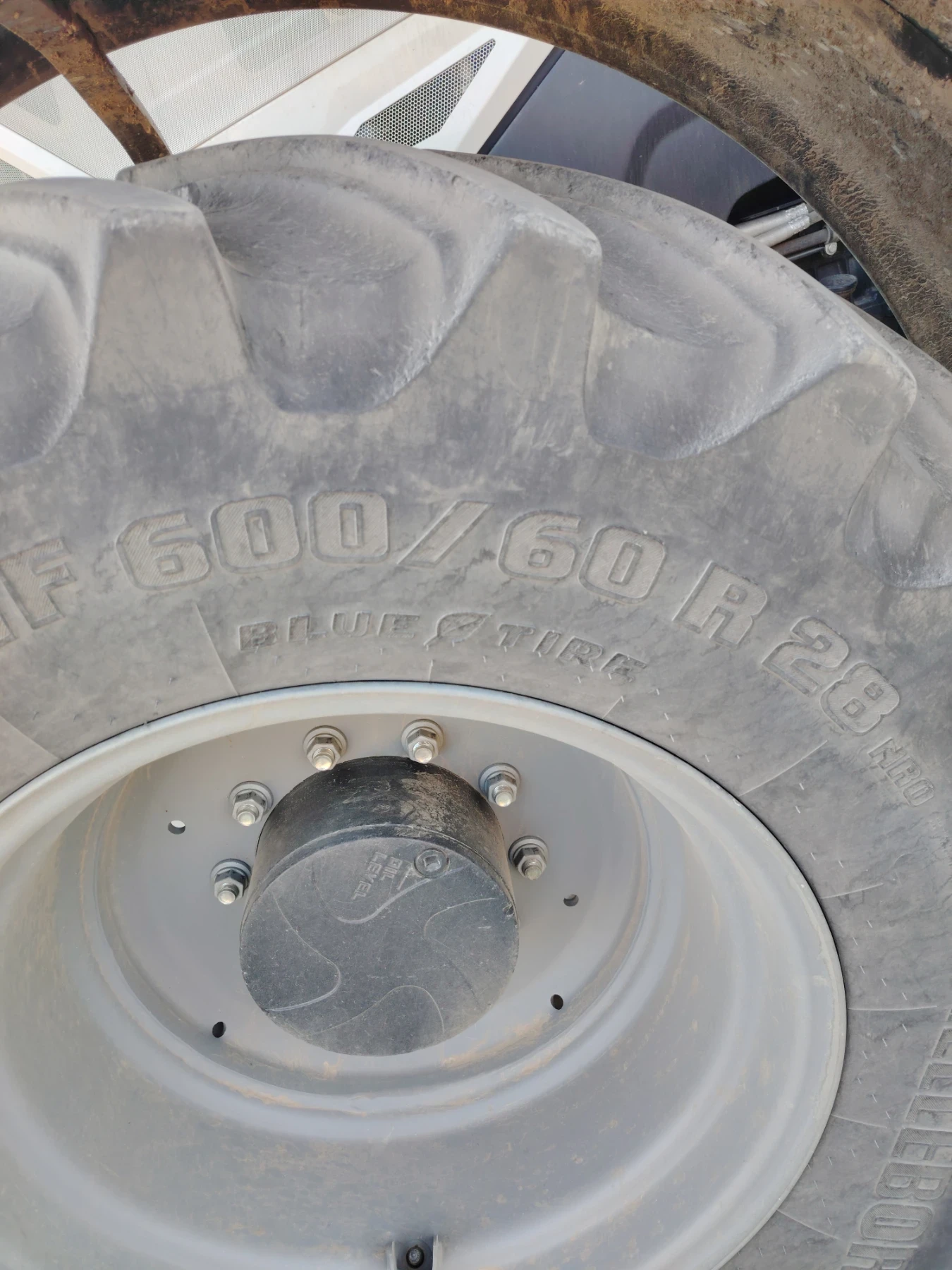 Трактор Lamborghini Spark 215 RCSHIFT - изображение 10