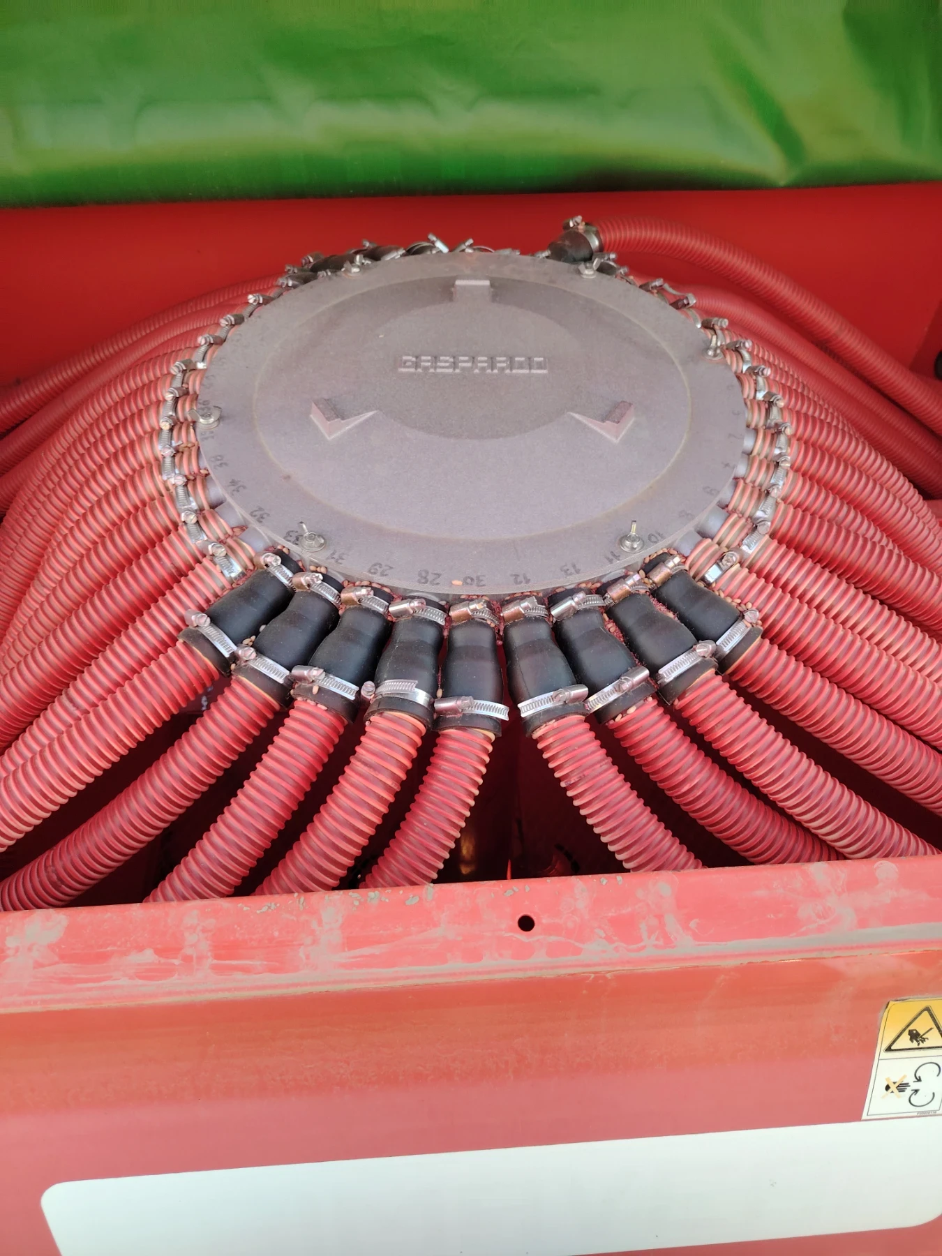 Трактор Lamborghini Spark 215 RCSHIFT, снимка 16 - Селскостопанска техника - 55169523