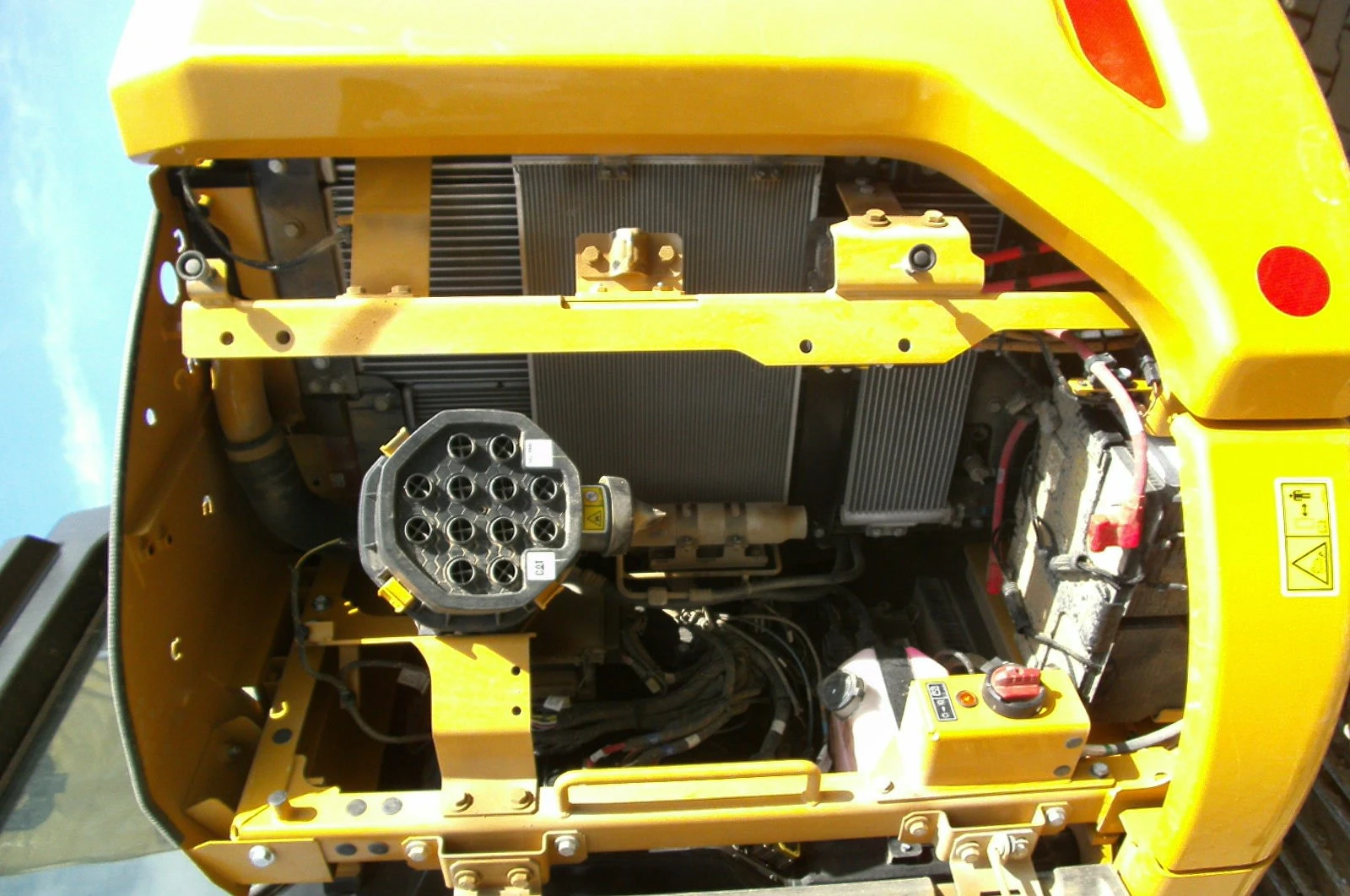 Багер Cat 315GC, снимка 9 - Индустриална техника - 54605907