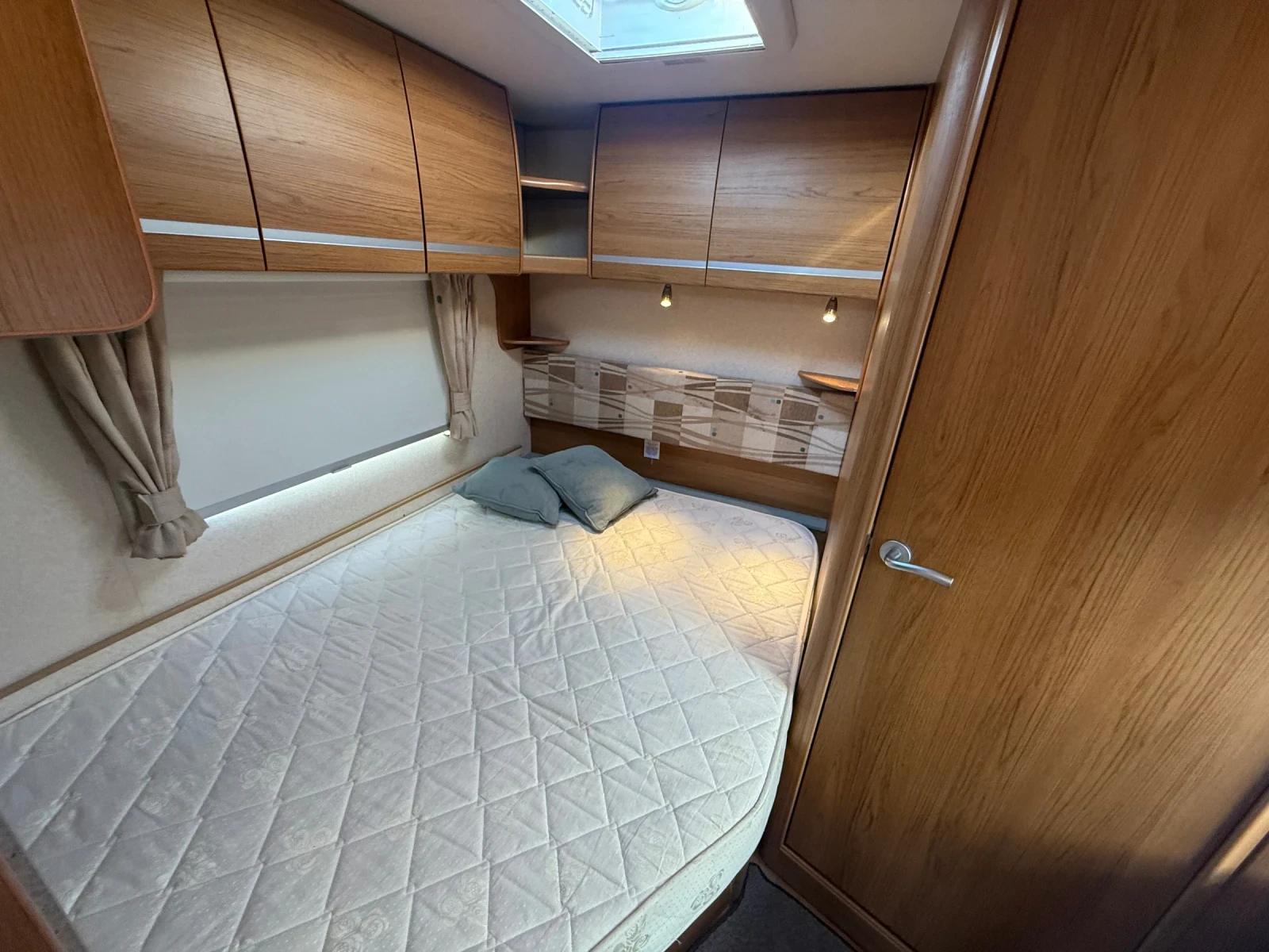 Каравана Tabbert BAILEY PAGEANT S7-ФРЕНСКА СПАЛНЯ/MOVER/ФОРСЕЛТ/TOP - изображение 9