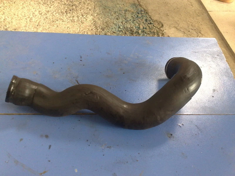 маркуч турбо Мерцедес Вито 2.2цди автомат (1)