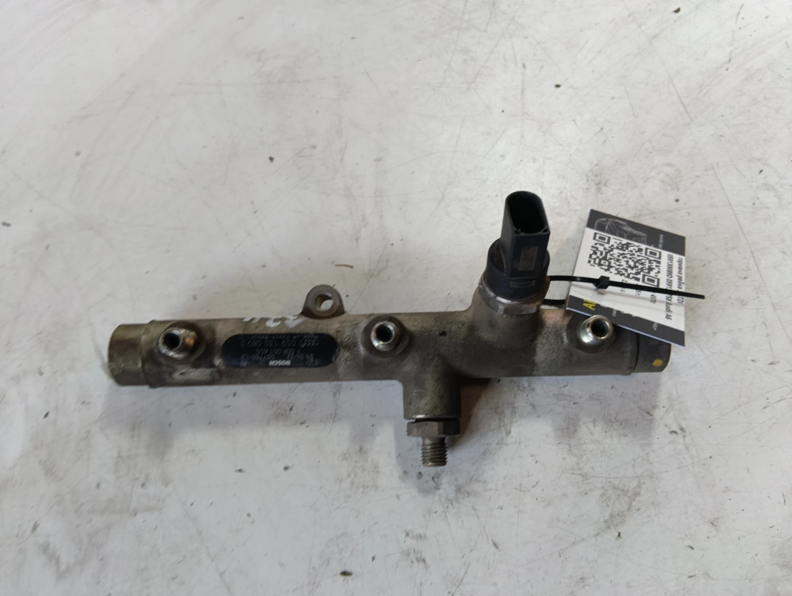 горивна рейка 3,0TDI 059130089D 059130758 Audi A6