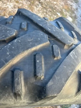 Гуми, снимка 2