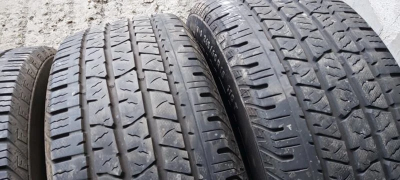 Гуми Всесезонни 265/60R18, снимка 3 - Гуми и джанти - 35134635