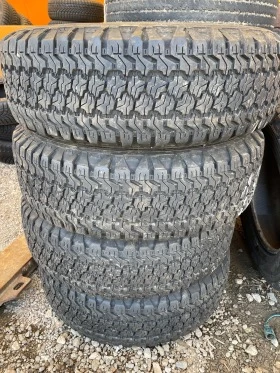 Гуми Всесезонни 205/75R15, снимка 1 - Гуми и джанти - 40292433