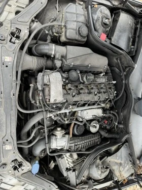 Mercedes-Benz CLK 2.7, снимка 6