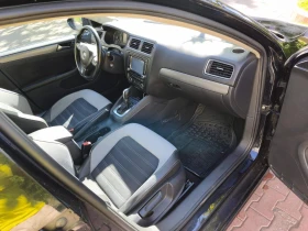 VW Jetta 1.6 TDI DSG Highline - ГАРАЖЕН /закупен от БГ/, снимка 16