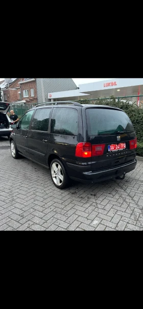 Seat Alhambra 1.9 TDI 6 Скорости Facelift, снимка 4