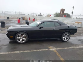 Dodge Challenger 5.7L V-8 VVT, 372HP Rear Wheel Drive, снимка 7