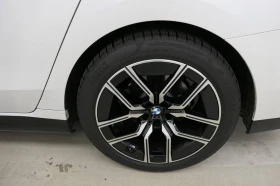 BMW 740 d xDrive Sportautomatic - 186220 лв. - 41200619 12