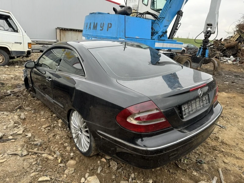 Mercedes-Benz CLK 2.7, снимка 3 - Автомобили и джипове - 44388228