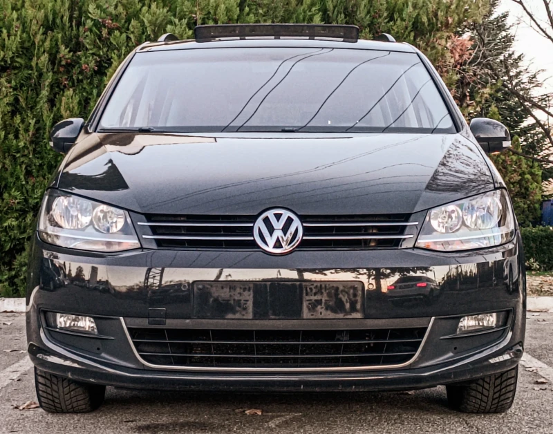 VW Sharan 2.0TDI DSG 7МЕСТА ПАНОРАМА ГЕРМАНИЯ , снимка 3 - Автомобили и джипове - 47868207