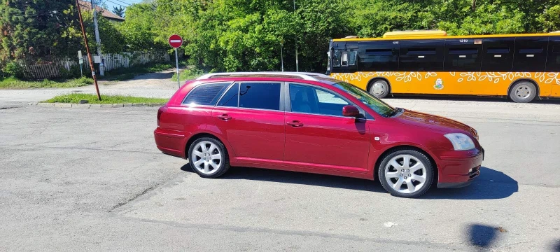 Toyota Avensis 2.4, снимка 4 - Автомобили и джипове - 48543663