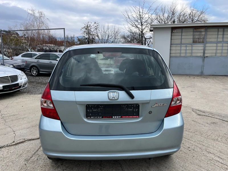 Honda Jazz 1.4i, снимка 6 - Автомобили и джипове - 48124933