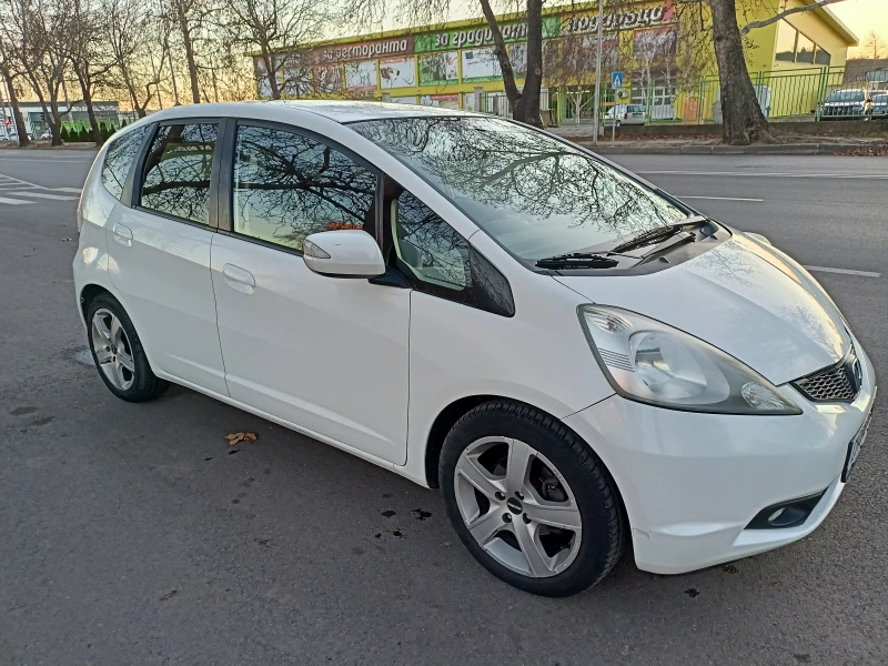 Honda Jazz 1, 4 газ/бензин, снимка 2 - Автомобили и джипове - 48846748