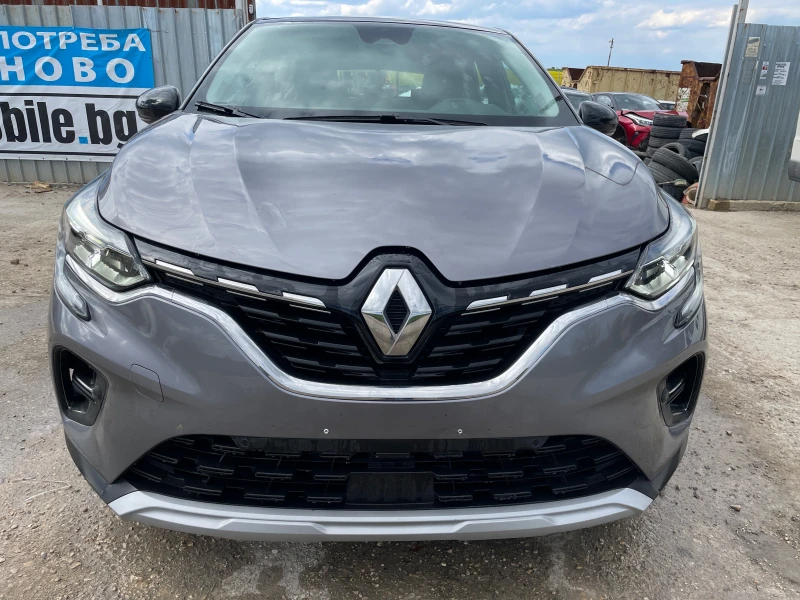 Renault Captur 1.3TCe, снимка 2 - Автомобили и джипове - 49851144