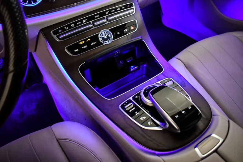 Mercedes-Benz E 220 Exclusive* 4M* WIDESCREEN* GERMANY* 125000км, снимка 14 - Автомобили и джипове - 51786329